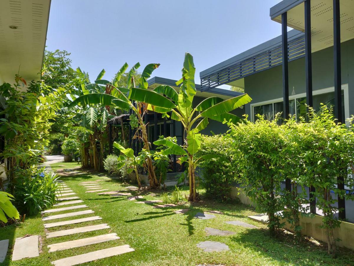 Coco Coozy Apartment Kanchanaburi City Exterior photo