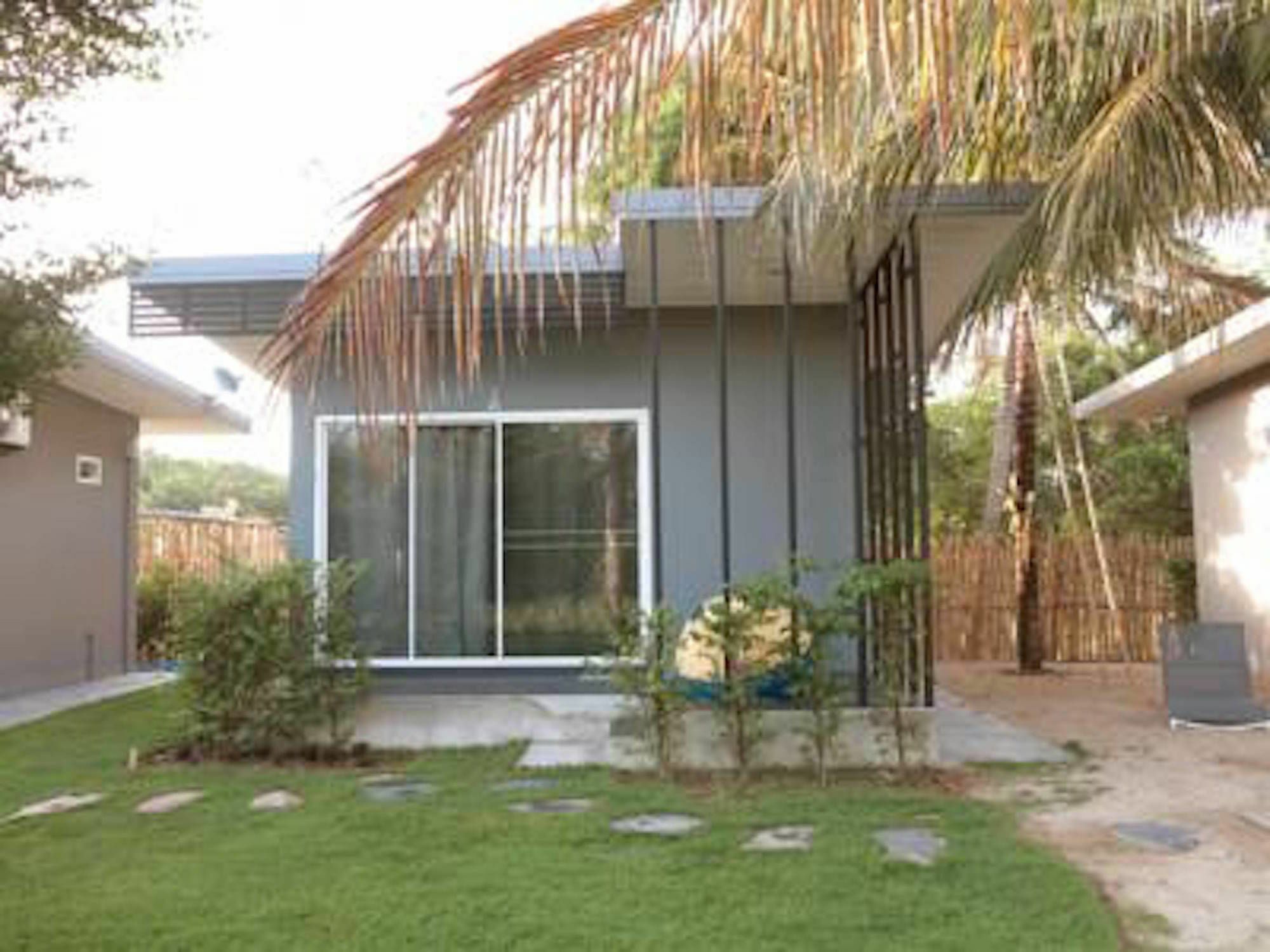 Coco Coozy Apartment Kanchanaburi City Exterior photo