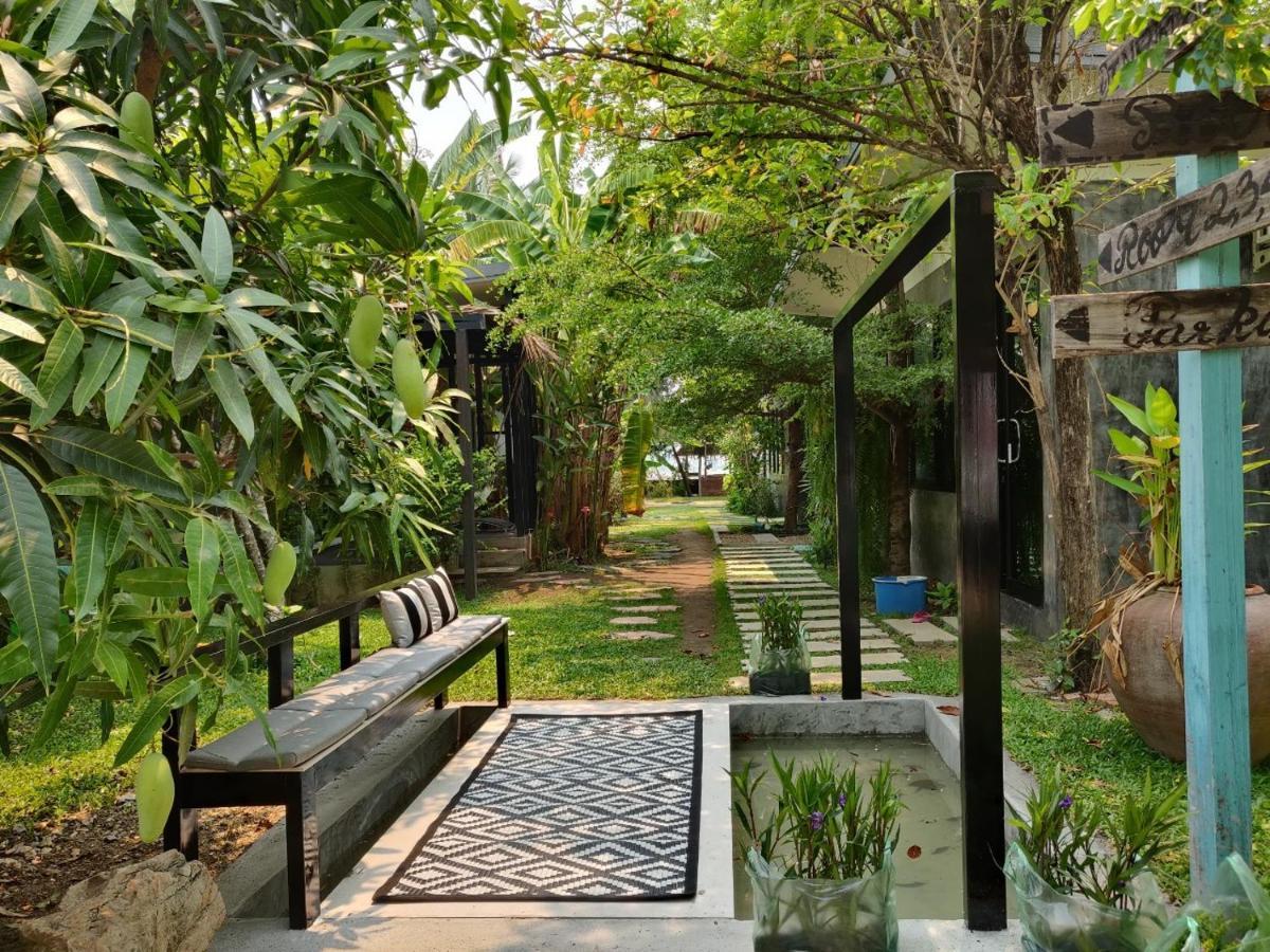Coco Coozy Apartment Kanchanaburi City Exterior photo